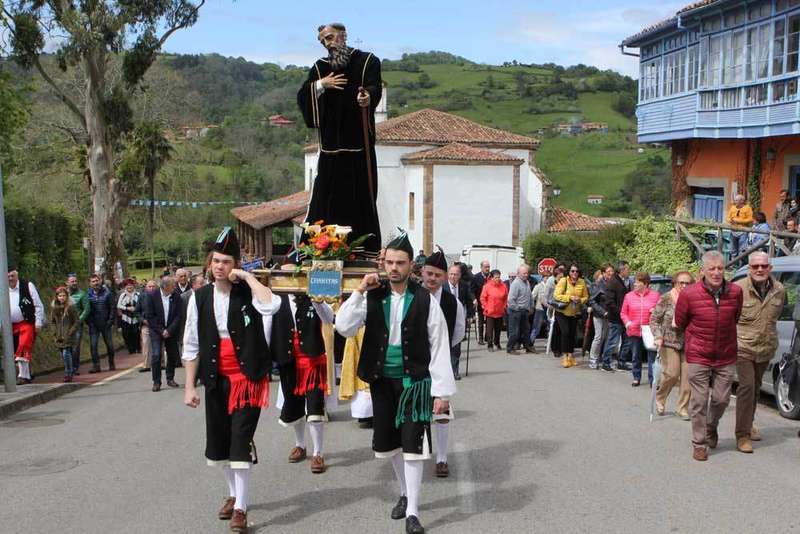 procesi&oacute;n-cabranes